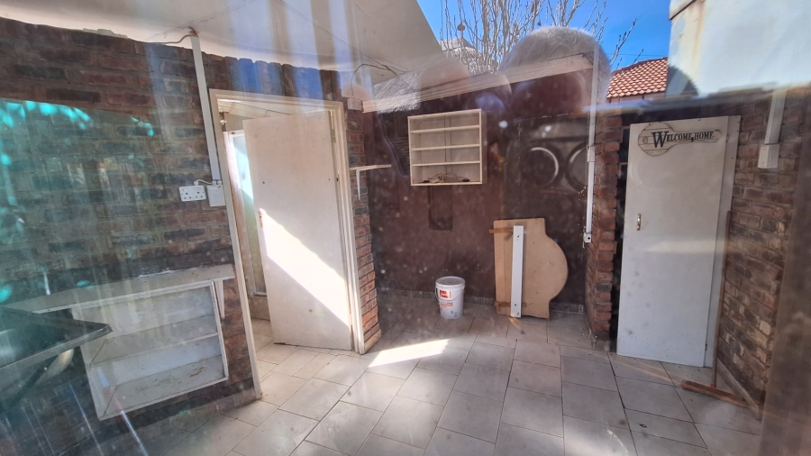 3 Bedroom Property for Sale in Potchefstroom South North West